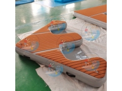 インフレータブルドック
