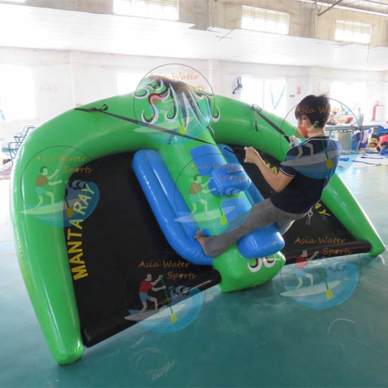 マンタのインフレータブルボートを飛ばしてみる